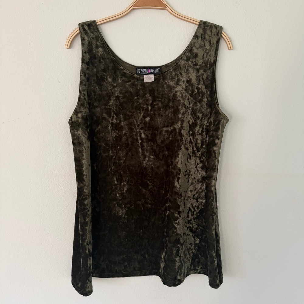 Pyramid Collection Olive Green Crushed Velvet Tank Top Womens Large Scoop Neck